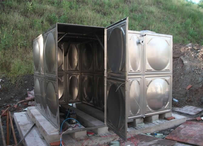 江西省吉安市安?？h滸坑鎮(zhèn)定做不銹鋼水箱